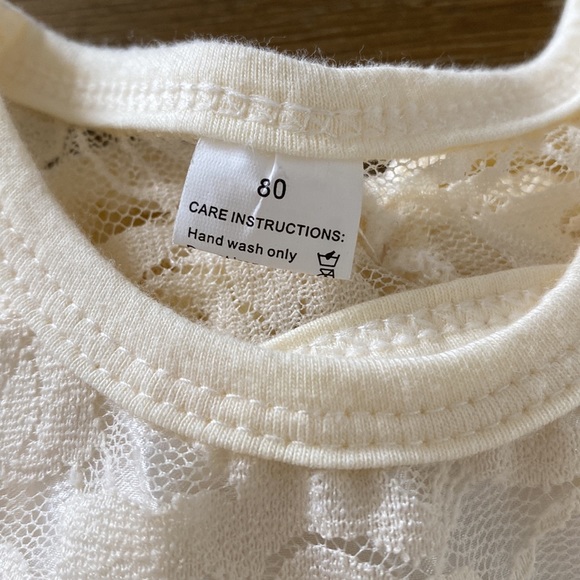 Layered girls formal dress, may be a size 4-6 - Picture 3 of 8